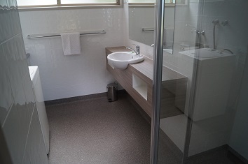 Lodge Tanjil Bathroom at Waterfront Retreat at Wattle Point, Gippsland Lakes Accommodation