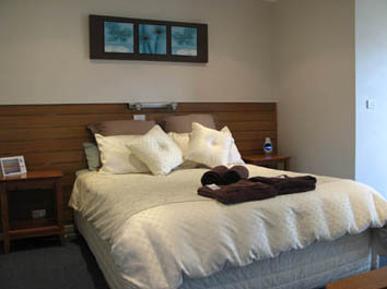 Lodge Steamer Master Bedroom at Waterfront Retreat at Wattle Point, Gippsland Lakes Accommodation