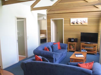Lodge Steamer Lounge at Waterfront Retreat at Wattle Point, Gippsland Lakes Accommodation