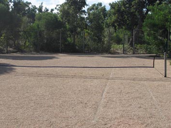 Anyone for Tennis at Waterfront Retreat at Wattle Point, Gippsland Lakes Accommodation