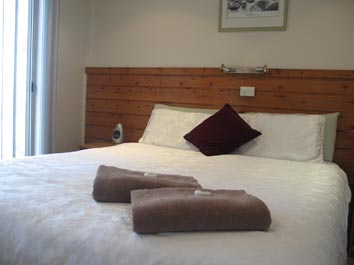 Lodge Westwind Master Bedroom at Waterfront Retreat at Wattle Point, Gippsland Lakes Accommodation